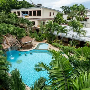 Alona Apartment