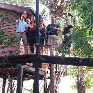 Sigiri Sarilco Rock View Treehouse Lodge Sigiriya
